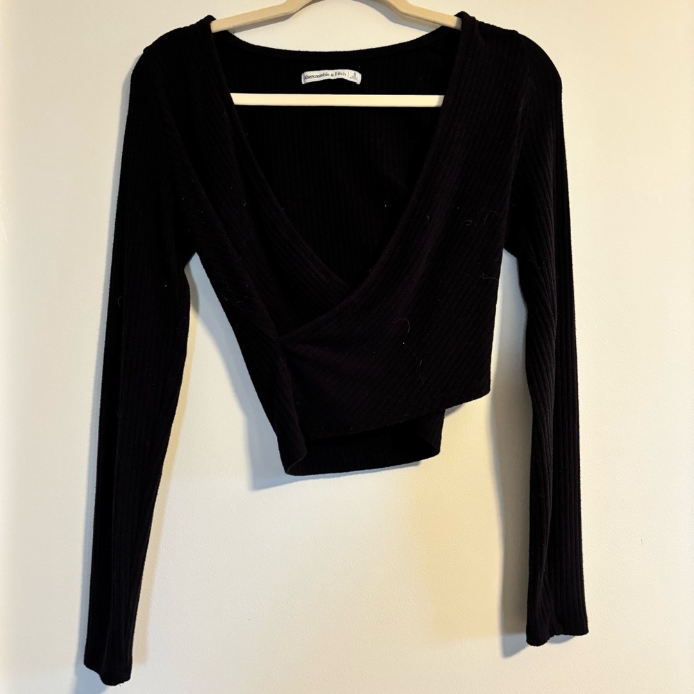 Abercrombie & Fitch Black Ribbed Crop Top